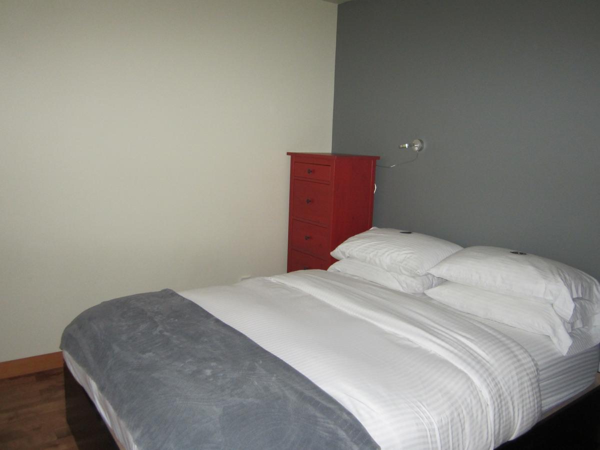 Ecoscape Cabins Hotel Port Hardy Bagian luar foto