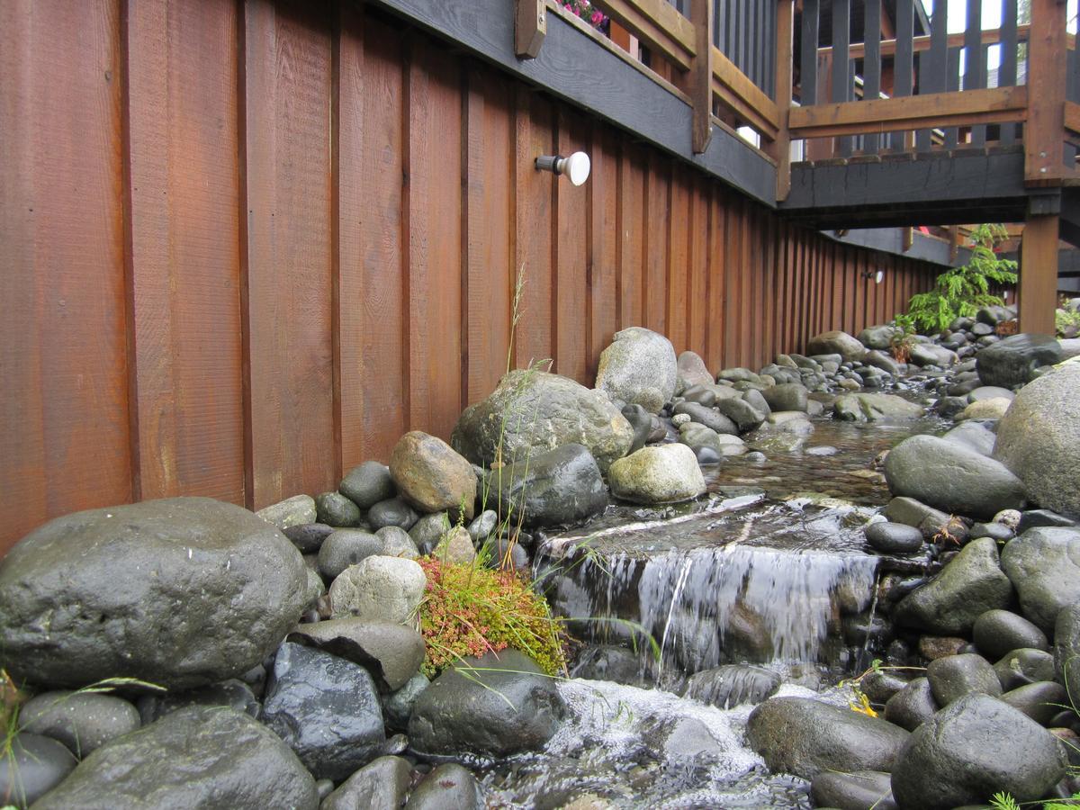 Ecoscape Cabins Hotel Port Hardy Bagian luar foto