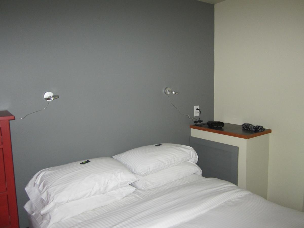 Ecoscape Cabins Hotel Port Hardy Bagian luar foto