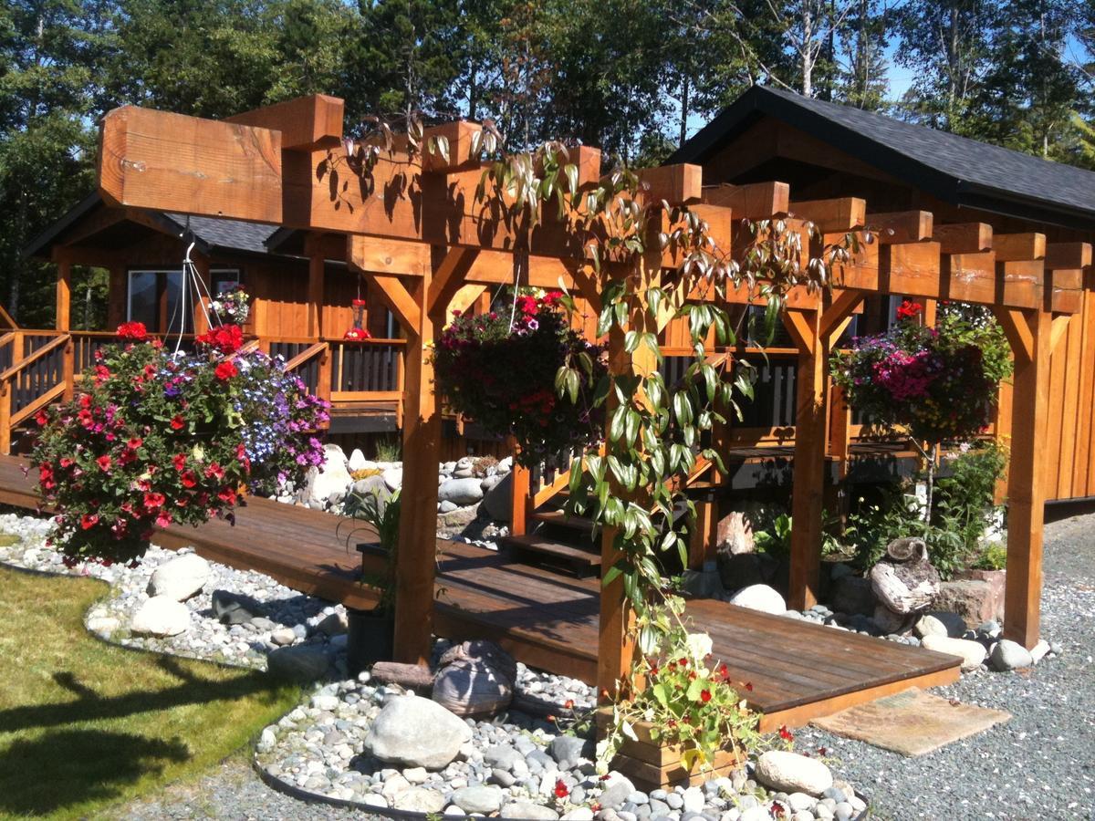 Ecoscape Cabins Hotel Port Hardy Bagian luar foto