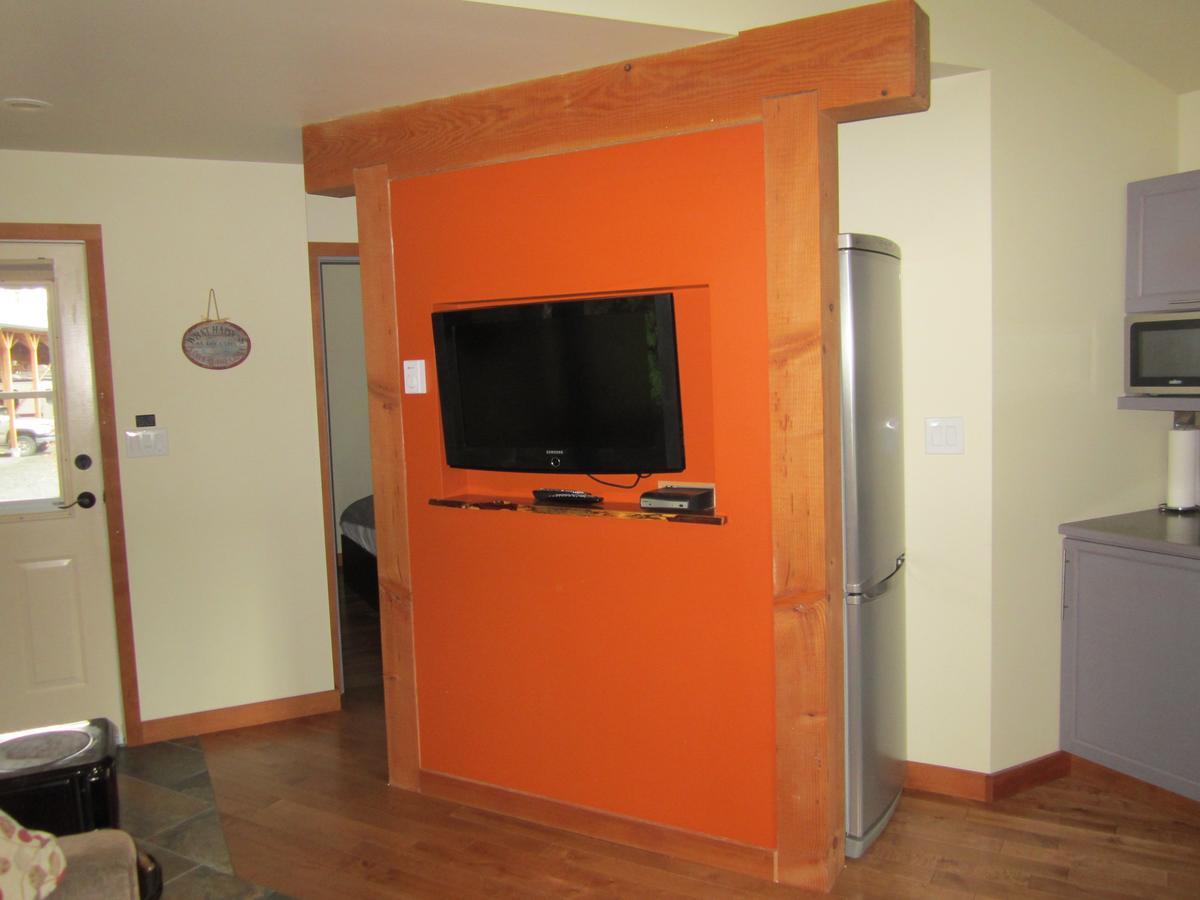 Ecoscape Cabins Hotel Port Hardy Bagian luar foto